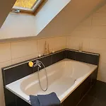 Weberschlaeger Apartman *